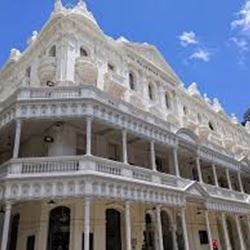 The show goes on during ‘Maj’ makeover